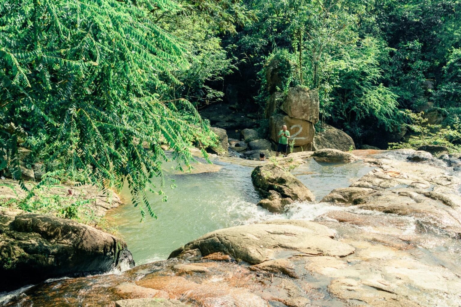 Trekking núi Dinh - cung trekking cực chất gần Sài Gòn