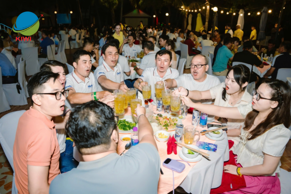 Gala Dinner : Vượt Thử Thách, Bật Thành Công Cùng Vikoda