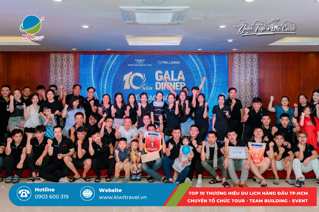 TEAM BUILDING MAYINQUANGCAO.COM TẠI MŨI NÉ – 10 NĂM KIẾN TẠO GIÁ TRỊ, DẪN LỐI THÀNH CÔNG