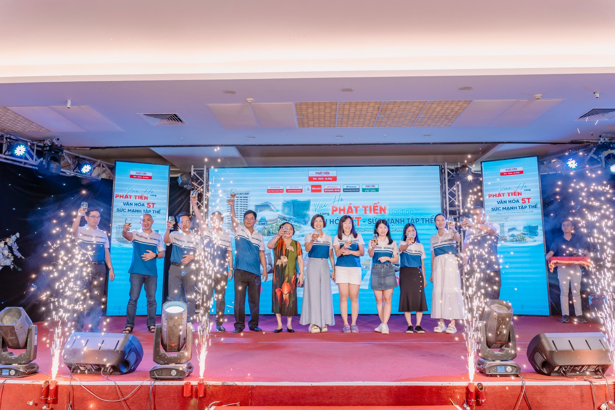 Company trip “Văn hóa 5T - Sức mạnh tập thể”