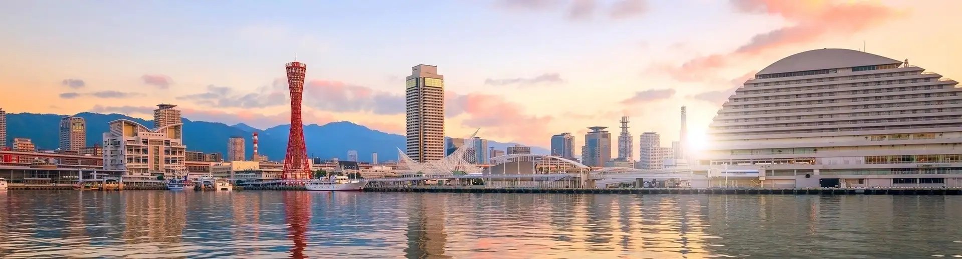 Tận hưởng kỳ nghỉ tuyệt đẹp tại “xứ sở hoa anh đào'' với những địa điểm không thể bỏ qua